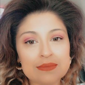 Meet your Posher, Frances